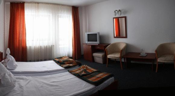 Hotel Paltinis Statjunea Borsa ห้อง รูปภาพ
